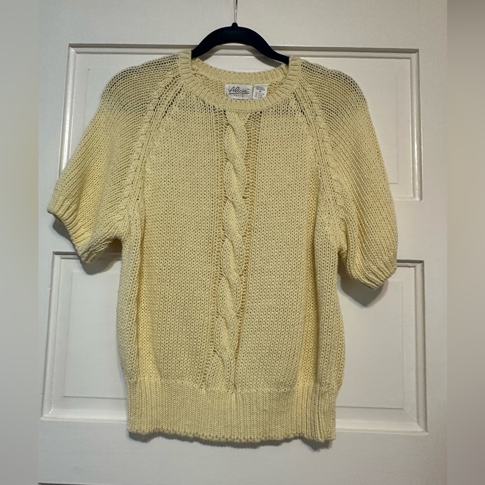 Alicia Petite vintage shortsleeved sweater